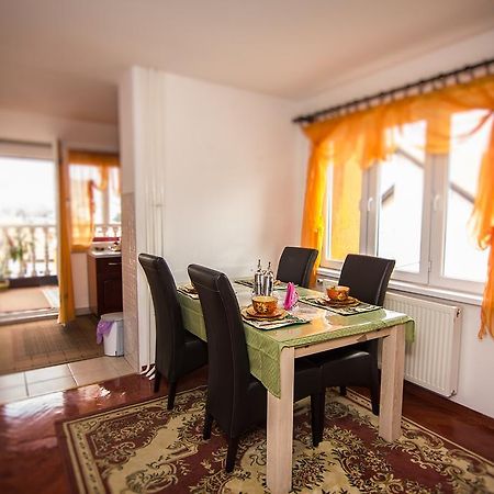 Apartment Red House Visoko Exterior foto